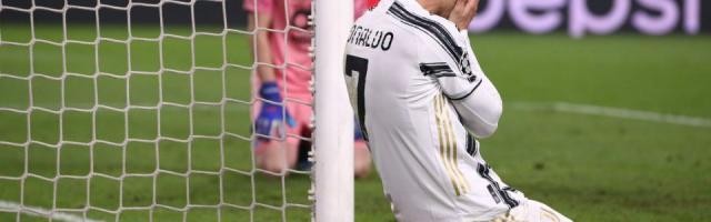 爱游戏体育-欧冠淘汰赛C罗0进球 尤文不续约 有人盼他今夏走