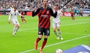 爱游戏APP-德天空记者：法兰克福收到利物浦对埃基蒂克的首份书面报价