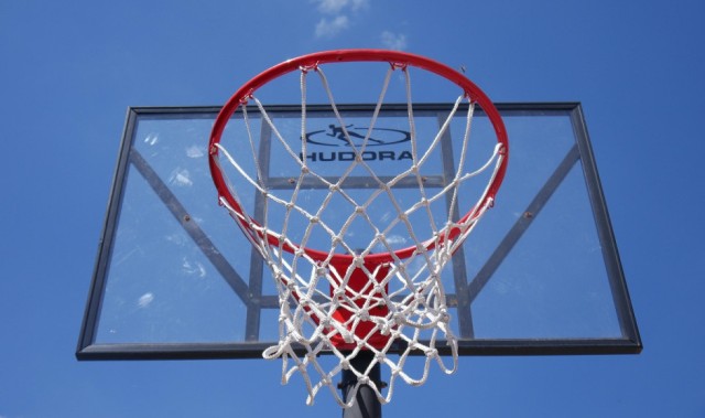 CBA半决赛局势：北京广厦夺赛点剑指总决赛 历史仅1队0-2翻盘