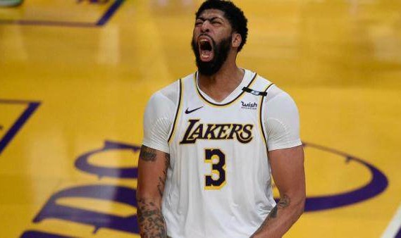 爱游戏APP-浓眉续约创历史最高均薪！湖人传奇五号位在此传承