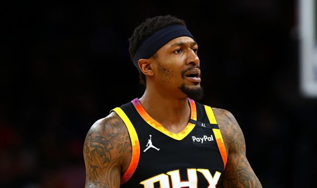 美记：若是比尔被买断，热火、湖人、快船、勇士及雄鹿等均对比尔展现出兴趣