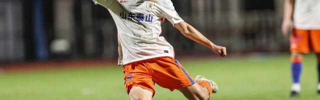 AIYOUXI-严益唯：球员出场的场次太少 郑铮记录揭中超硬伤